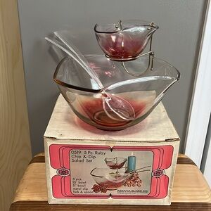 Indiana Glass Co chip and dip salad set